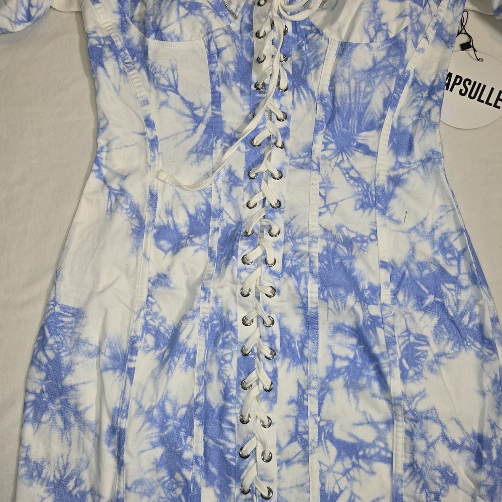 Capsule Lace Up Mini Dress With Removable Puff Sleeves - Picture 3 of 11
